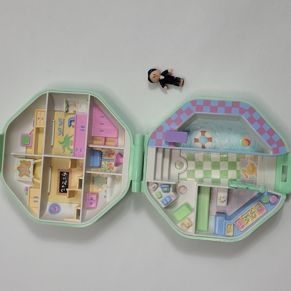 Vintage Polly Pocket School Playset 1990 Bluebird